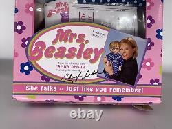 Mrs. Beasley Talking Doll Family Affair The Bradford Exchange Ashton Drake NEW