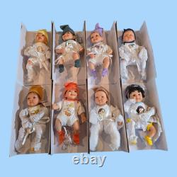 NEW! Open Box Ashton Drake Disney's Snow White & the Seven Dwarves 8 Dolls Certs