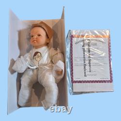 NEW! Open Box Ashton Drake Disney's Snow White & the Seven Dwarves 8 Dolls Certs