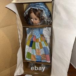 NIB Ashton Drake Dianna Effner Porcelain Doll A Holly Hobbie Autumn WithCOA