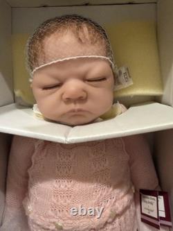 NIB Ashton Drake So Truly Real Welcome Home Baby Emily Doll Linda Webb Newborn
