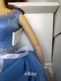 NRFB That Certain Blue Gown convention 16 Madra doll New Rare