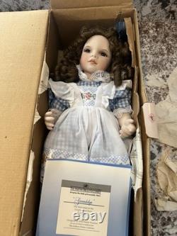 New In Box Ashton Drake Gwendolyn Porcelain Doll Bunny COA Stand attic Smell