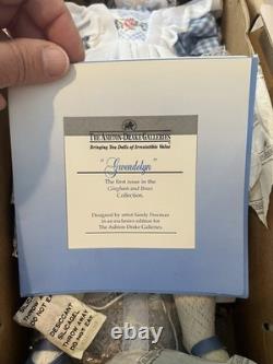 New In Box Ashton Drake Gwendolyn Porcelain Doll Bunny COA Stand attic Smell