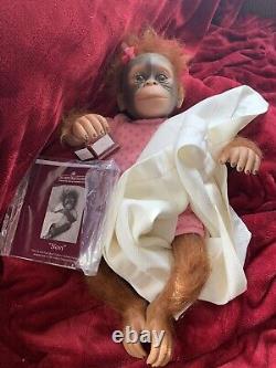 Novi, 17'' Monkey So Truly Real The Ashton-Drake Galleries EUC