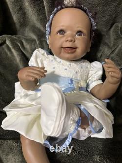 Precious In Pearls Aa / Multi 21 Ashton Drake 30th Anniversary Baby Doll