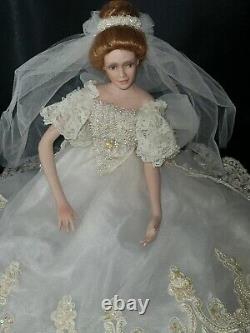 RARE. ANJELICA By Cindy McClure Ashton Drakes Porcelain Bride Doll MINT/BOX