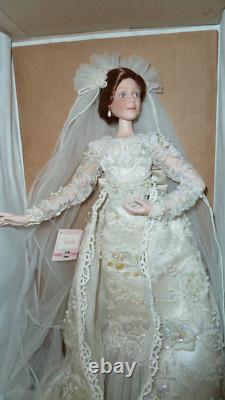 RARE Ashton Drake Cindy McClure Caroline doll, 18, Stunning
