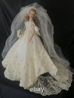 RARE. MELODY By Cindy McClure Ashton Drakes Porcelain Bride 22 Doll MINT/BOX