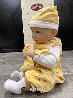 Rare The Ashton Drake Galleries Doll Winnie the poo Baby Christy Waltraud Hanl