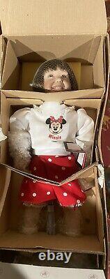 Rare The Ashton Drake Galleries Walt Disney Girl Doll (boxed)
