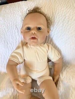 Reborn newborn Baby Girl Doll By Jannie de Lange Ashton Drake Moving Arms ADG