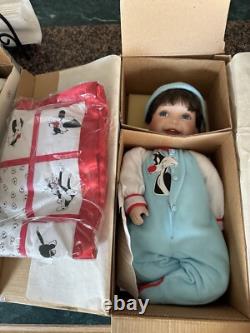 Set Of 4 Ashton Drake Looney Tunes Collection. NIB With COA