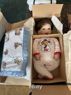 Set Of 4 Ashton Drake Looney Tunes Collection. NIB With COA