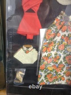 Six (6) Ashton Drake GENE Boxed OUTFITS Crimson Sun, Cresendo, Gold Sensation A4 Six (6) Ashton Drake GENE Boxed OUTFITS Crimson Sun, Cresendo, Gold Sensation A4