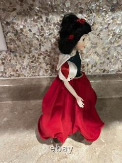 Snow White and the Seven Dwarfs Complete Set of 8 Ashton-Drake Porcelain Dolls