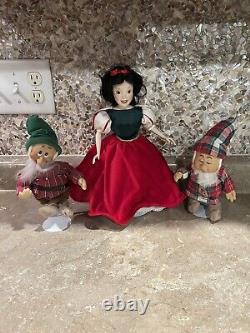 Snow White and the Seven Dwarfs Complete Set of 8 Ashton-Drake Porcelain Dolls