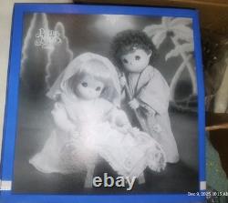 THE HOLY FAMILY #92401 Ashton Drake Precious Moments COME LET US ADORE HIM NIB