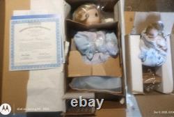 THE HOLY FAMILY #92401 Ashton Drake Precious Moments COME LET US ADORE HIM NIB