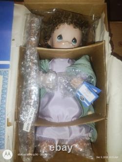 THE HOLY FAMILY #92401 Ashton Drake Precious Moments COME LET US ADORE HIM NIB THE HOLY FAMILY #92401 Ashton Drake Precious Moments COME LET US ADORE HIM NIB