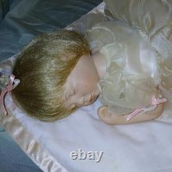 The Ashton-Drake Galleries Baby Dolls Set Porcelain Fabric Blonde Black