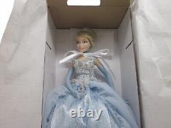 The Ashton-Drake Galleries Cinderella Sparkling Beauty Doll In-Box Pre-Loved