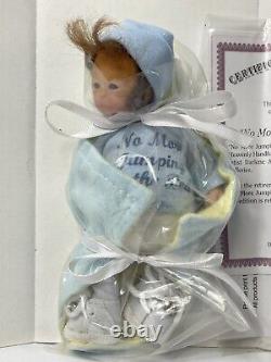 The Ashton Drake Galleries Heavenly Handfuls LIL Monkey Hugs Collection Lot 2009