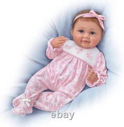 The Ashton-Drake Galleries Hold Me Hailey Interactive Baby Doll NEW