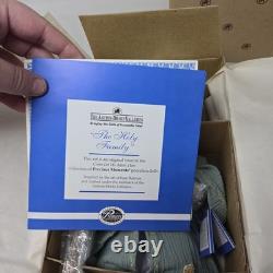 The Ashton-Drake Galleries Holy Night Holy Family Nativity Scene Dolls NIB Jesus