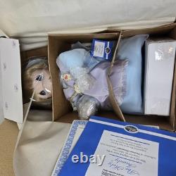 The Ashton-Drake Galleries Holy Night Holy Family Nativity Scene Dolls NIB Jesus