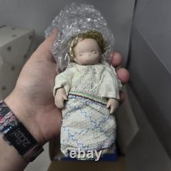 The Ashton-Drake Galleries Holy Night Holy Family Nativity Scene Dolls NIB Jesus