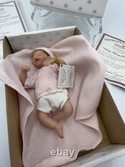 The Ashton Drake Galleries Reborn Miniature Doll Handful Of Love 4 Box /COA