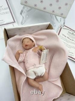 The Ashton Drake Galleries Reborn Miniature Doll Handful Of Love 4 Box /COA