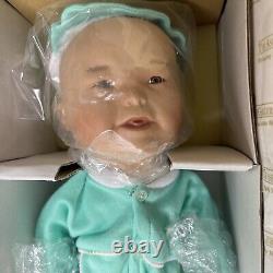 The Ashton Drake galleries doll-green / Teal Outlet-MINT NEW IN BOX? -12