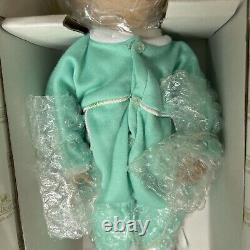 The Ashton Drake galleries doll-green / Teal Outlet-MINT NEW IN BOX? -12