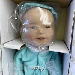 The Ashton Drake galleries doll-green / Teal Outlet-MINT NEW IN BOX? -12