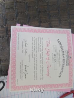 The Ashton-drake Galleries Gift Of Beauty Mib With Coa