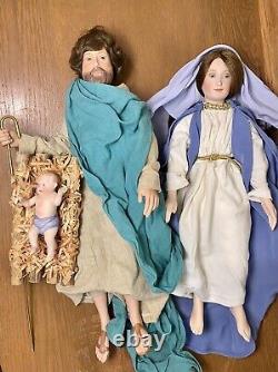 VTG Ashton Drake BRIGITTE DEVAL Porcelain Doll Nativity Jesus? Manger Christmas