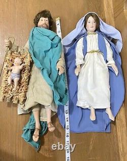 VTG Ashton Drake BRIGITTE DEVAL Porcelain Doll Nativity Jesus? Manger Christmas