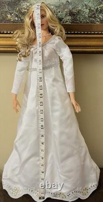 Very Rare Ashton Drake Vinyl Musical Doll Silent Night Angel 25 in