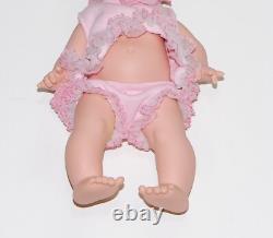 Vintage Ashton Drake 2002 Bewitched Tabatha Doll w COA & Reg Card