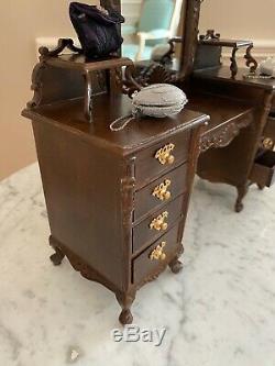 Vintage Bespaq furniture Vanity for 16 dolls Gene MadraTonner Tyler Gorgeous