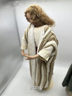 Vtg 1995/1996 Ashton Drake Porcelain Jesus Christ Doll Figurine (2)