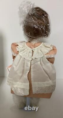 Vtg Ashton Drake First Issue Peaches And Cream Doll With COA Retired 1995