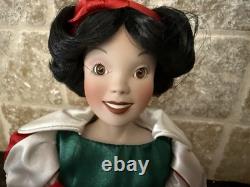 WALT DISNEY Snow White & The Seven Dwarfs ASHTON-DRAKE Christmas Doll Collection