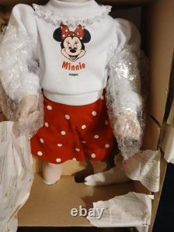 Walt Disney World Girl by The Ashton-Drake Galleries #76031 16 Porcelain Doll
